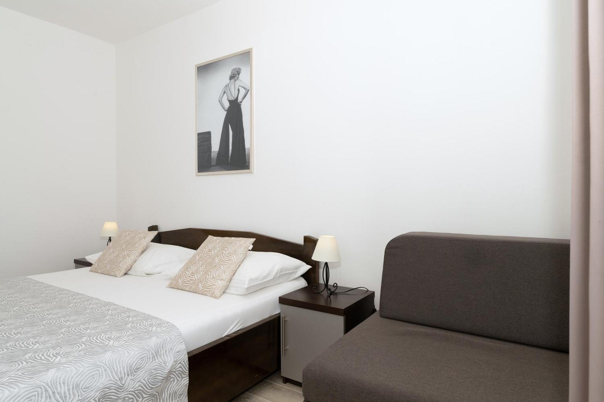 Bilin San Apartment Baska Voda Room photo