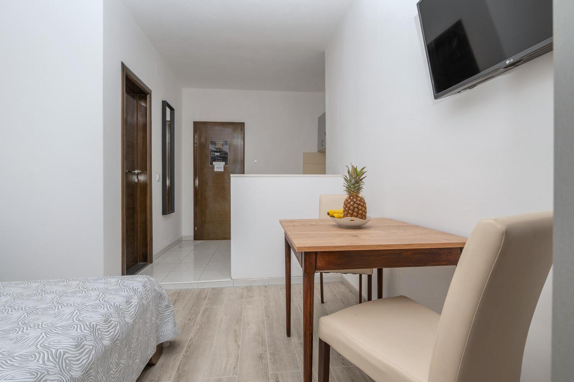 Bilin San Apartment Baska Voda Room photo