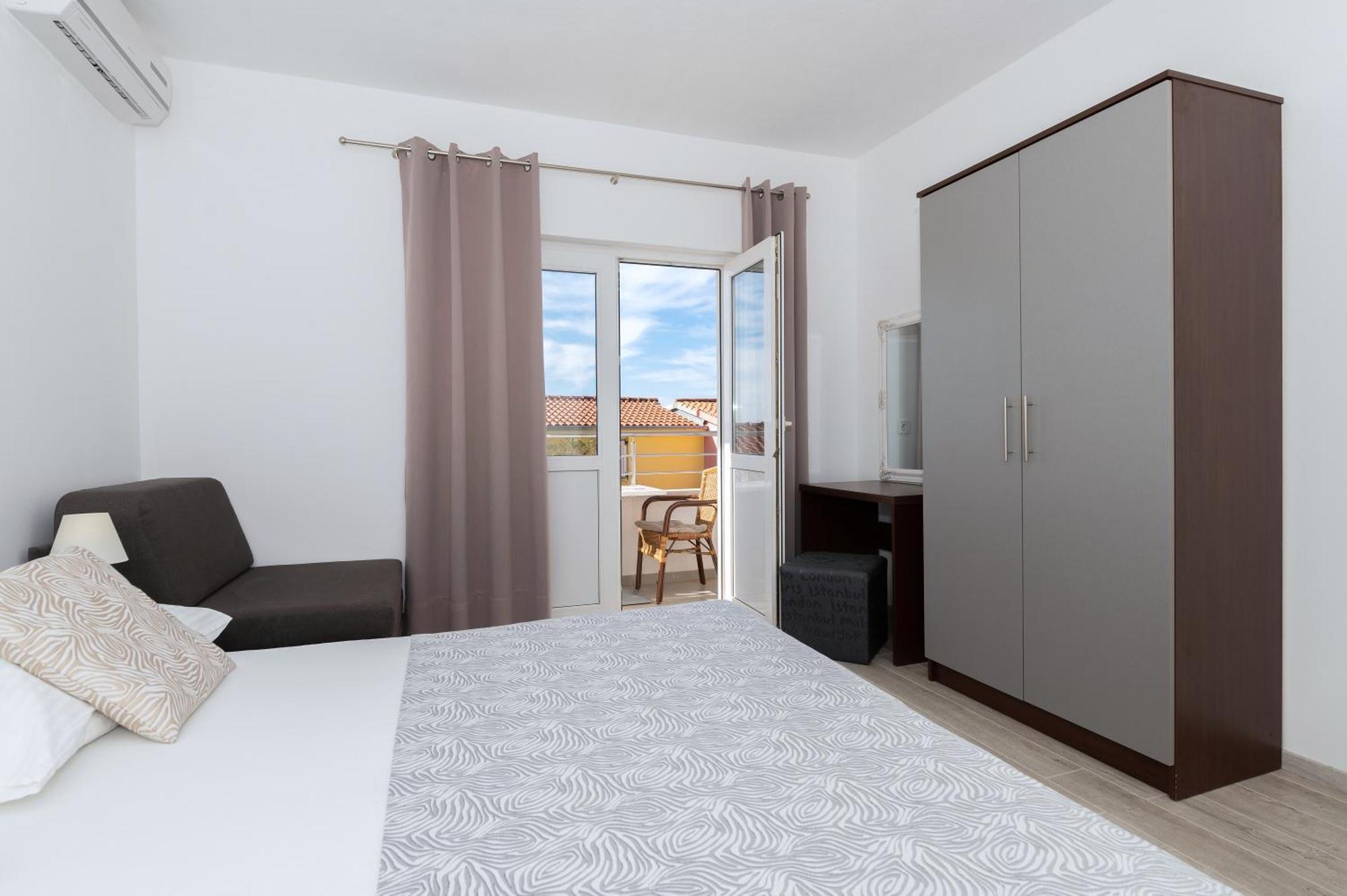 Bilin San Apartment Baska Voda Room photo