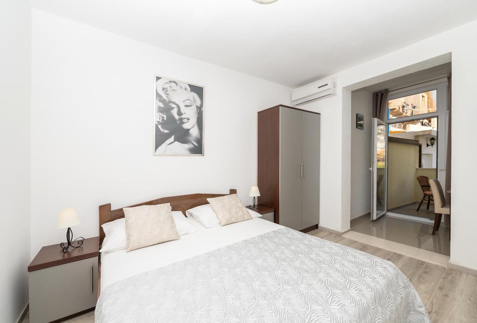 Bilin San Apartment Baska Voda Room photo
